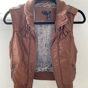 Faux leather brown vest, faux fur lining Small